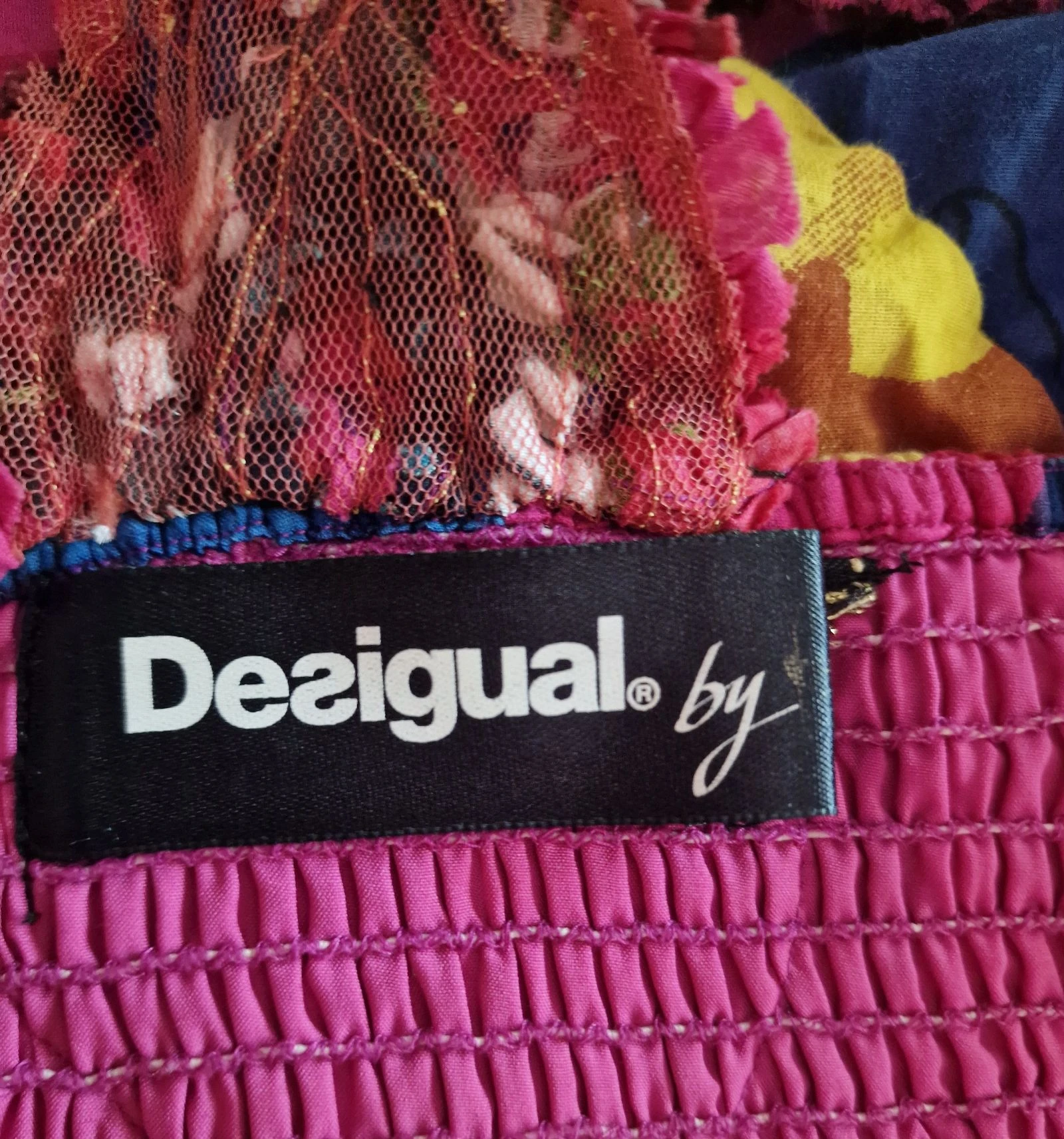 Vestido Curto Desigual Fúcsia Costas Entrelaçadas - Tamanho 38 (L) – photo 3